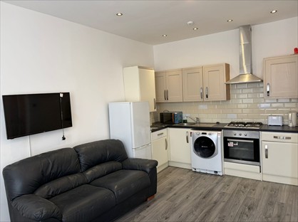 1 Bed Flat, Crosby Road South, L21