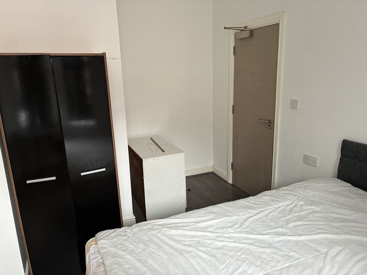 Additional image 4 of Studio Flat, Westminster Road, CV1, N1 7GU