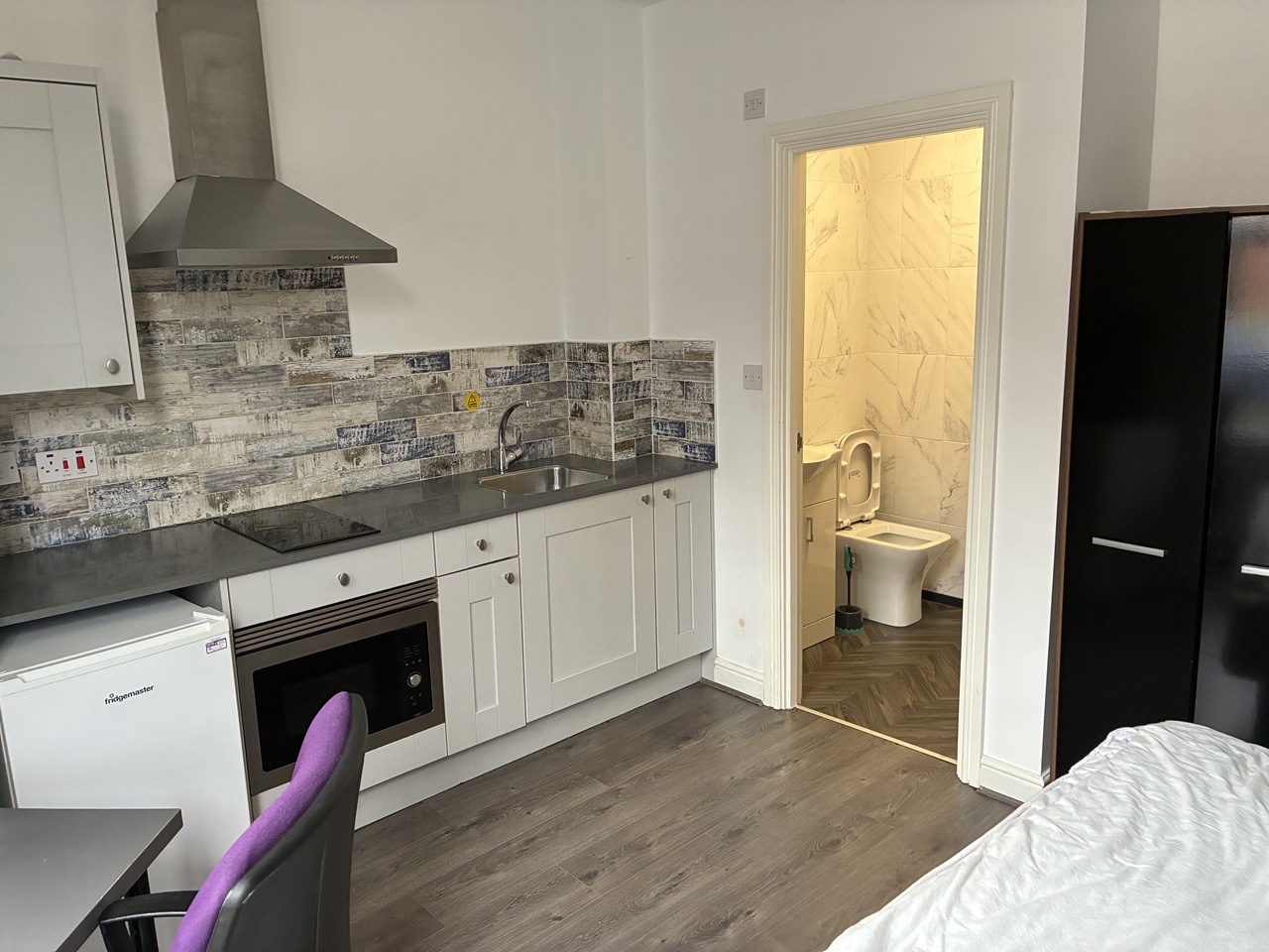 Additional image 2 of Studio Flat, Westminster Road, CV1, N1 7GU