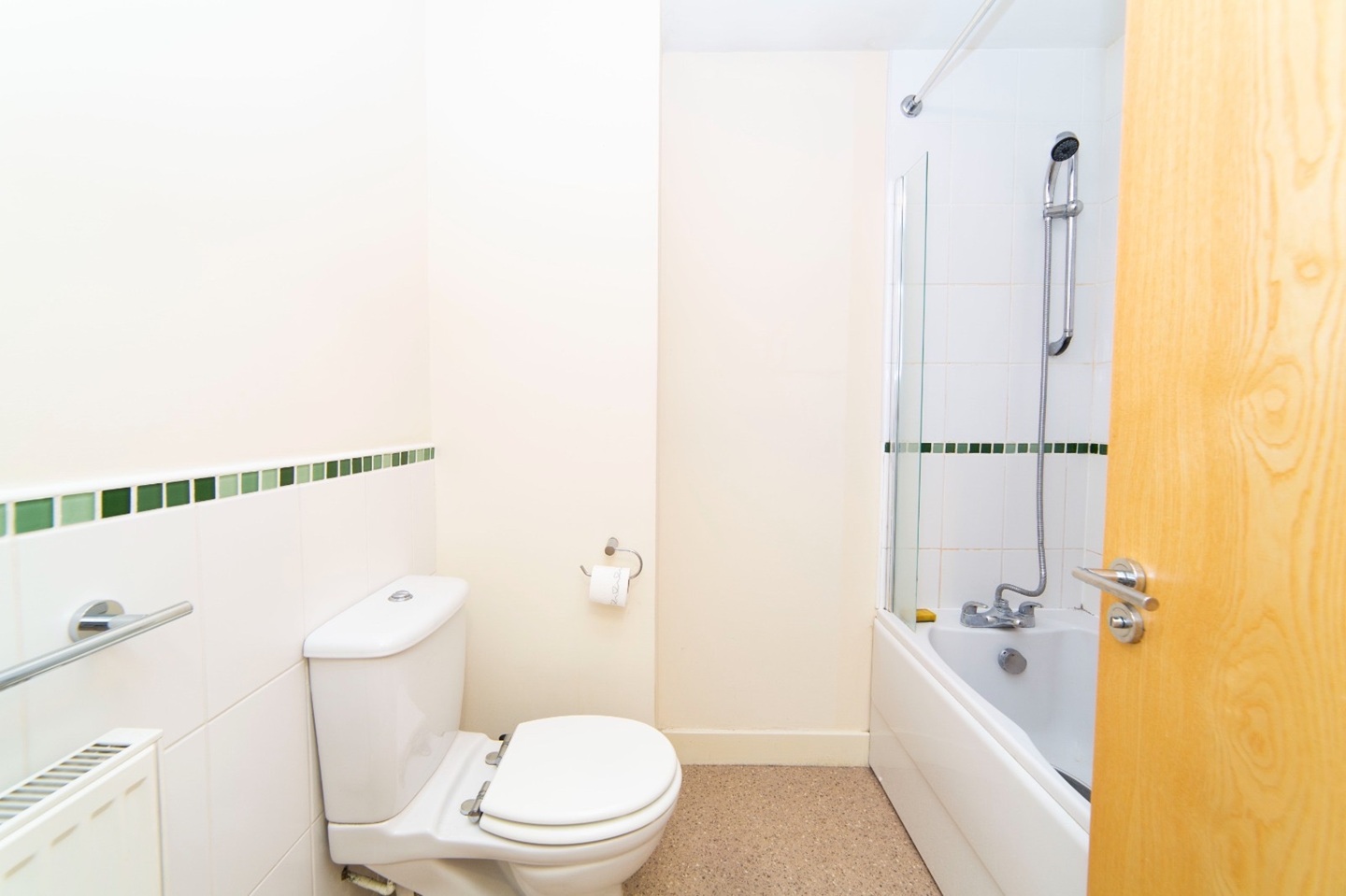 Additional image 3 of Room in a Shared House, Bartholomews Square, BS7, N1 7GU