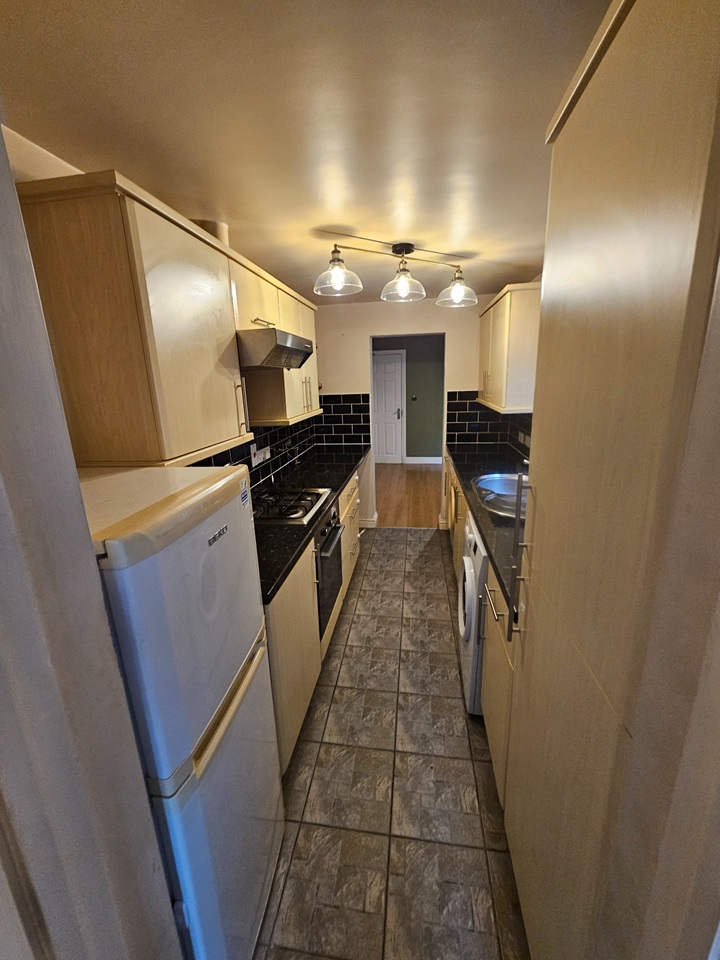 Additional image 2 of 1 Bed Flat, Elm Park Road, RG30, N1 7GU