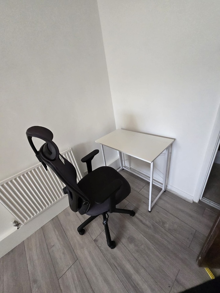 Additional image 3 of Studio Flat, Bruckner Street, W10, N1 7GU