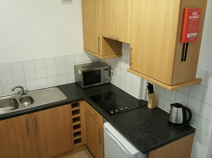 1 Bed Flat, The Royalty, SR2