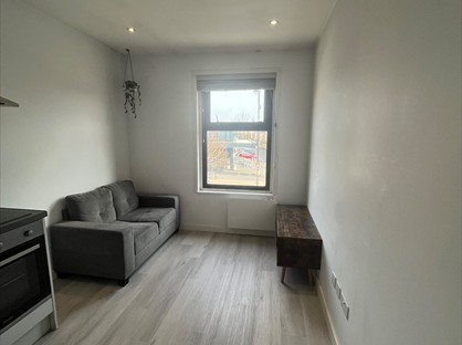 1 Bed Flat, High Road Tottenham, N17