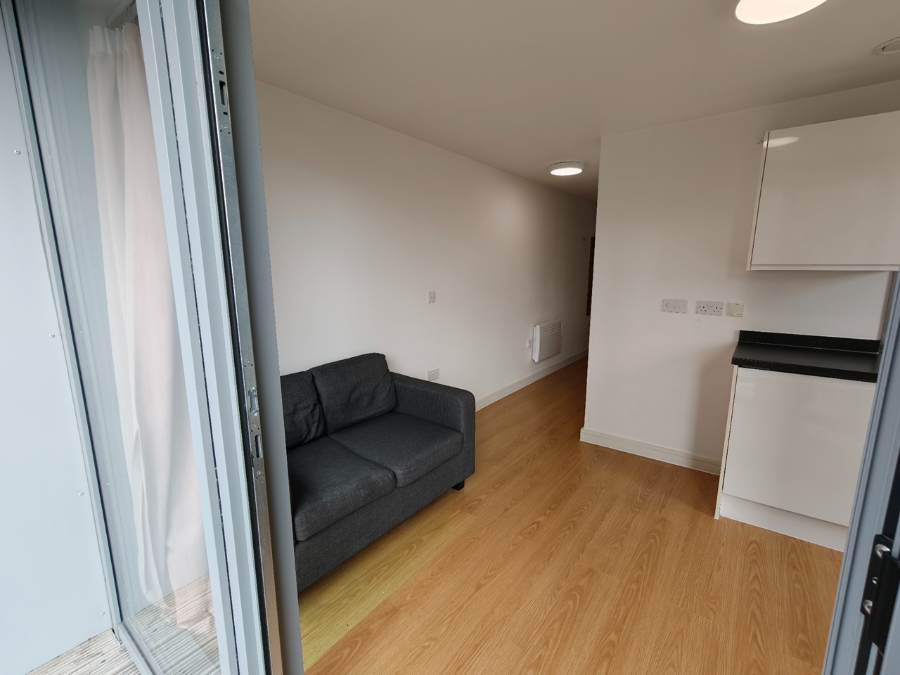 Additional image 16 of Studio Flat, Simpson St, L1, N1 7GU