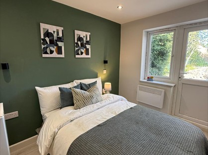 Studio Flat, Keats Way, UB7
