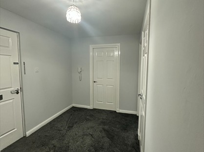 2 Bed Flat, Cow Wynd, FK1