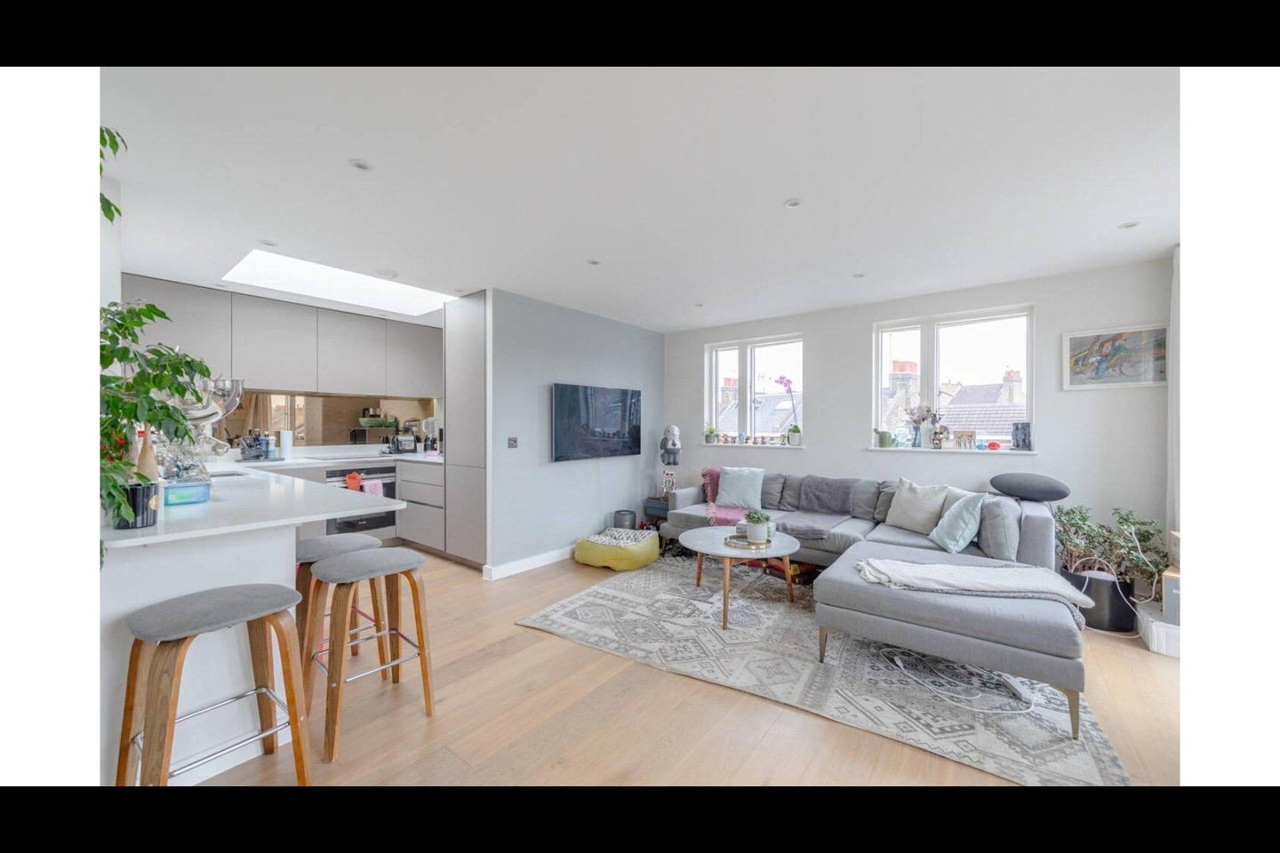 2 Bed Flat, Taybridge Road, SW11