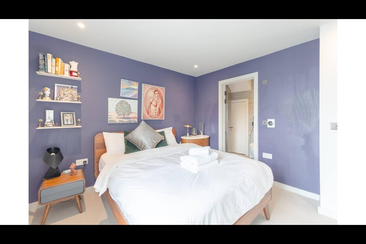 2 Bed Flat, Taybridge Road, SW11 photo 3