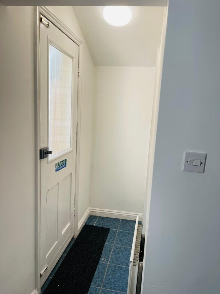 Additional image 11 of Room in a Shared House, Riverside, CB5, N1 7GU