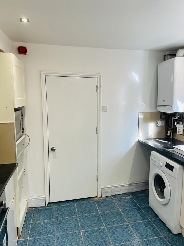 Additional image 14 of Room in a Shared House, Riverside, CB5, N1 7GU