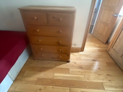 Room in a Shared House, Clements Street, SG12