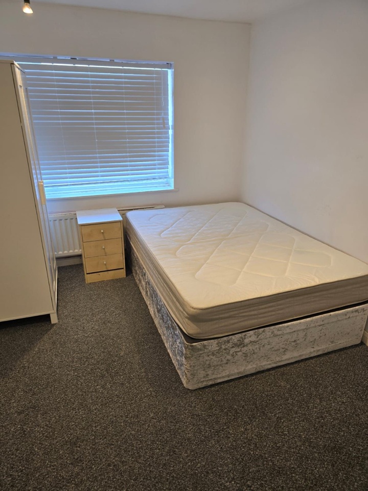 Additional image 6 of Room in a Shared House, Tucker Road, OX4, N1 7GU