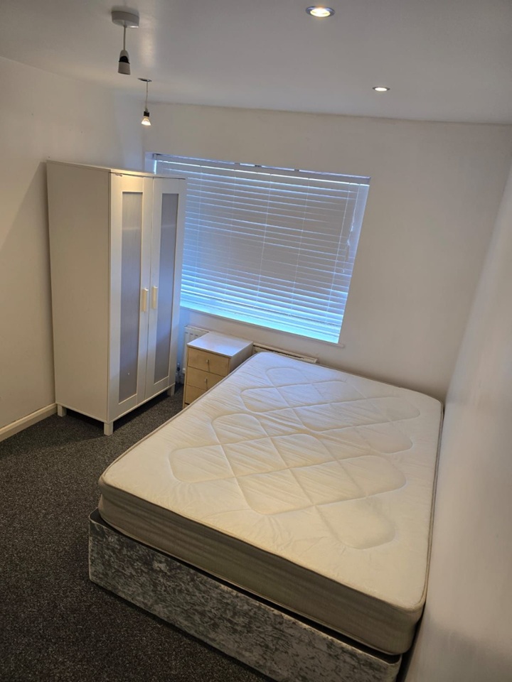 Additional image 8 of Room in a Shared House, Tucker Road, OX4, N1 7GU