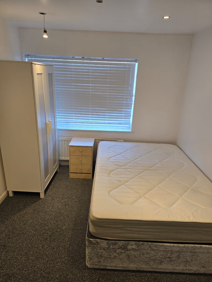 Additional image 10 of Room in a Shared House, Tucker Road, OX4, N1 7GU