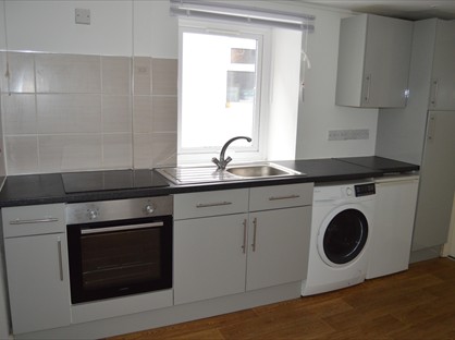 1 Bed Semi-Detached House, Spilman St, SA31
