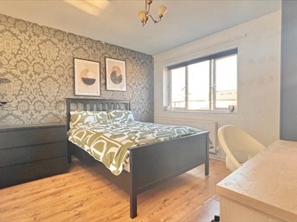 Room in a Shared Flat, Salmon Lane, E14