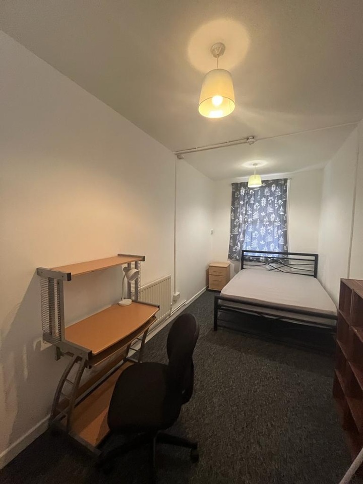 Additional image 3 of Room in a Shared House, Upper Gwydir Street, CB1, N1 7GU