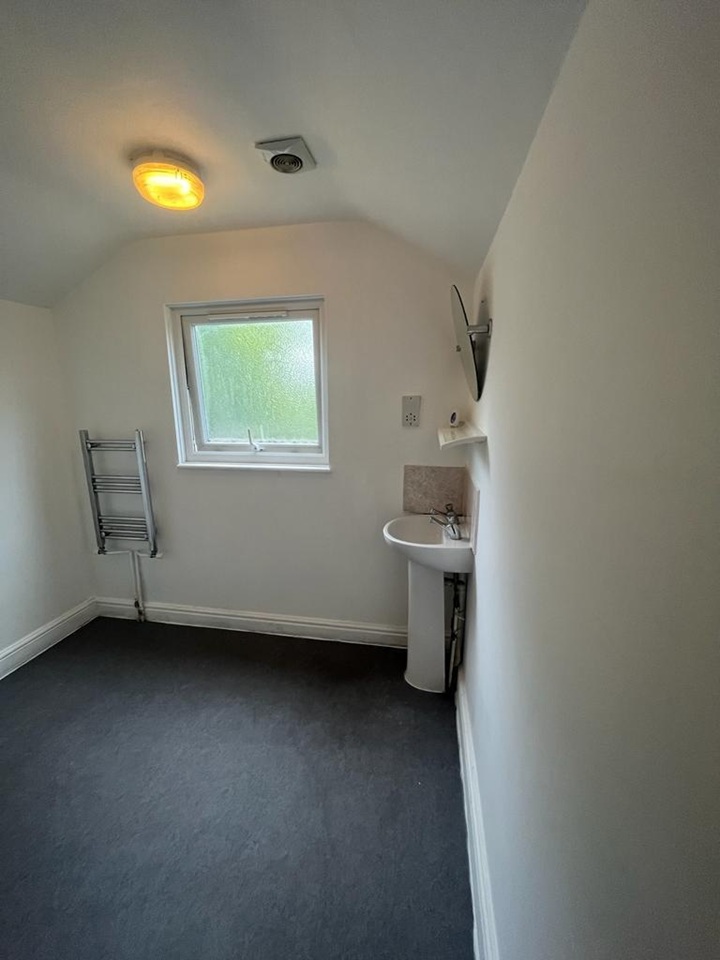 Additional image 7 of Room in a Shared House, Upper Gwydir Street, CB1, N1 7GU