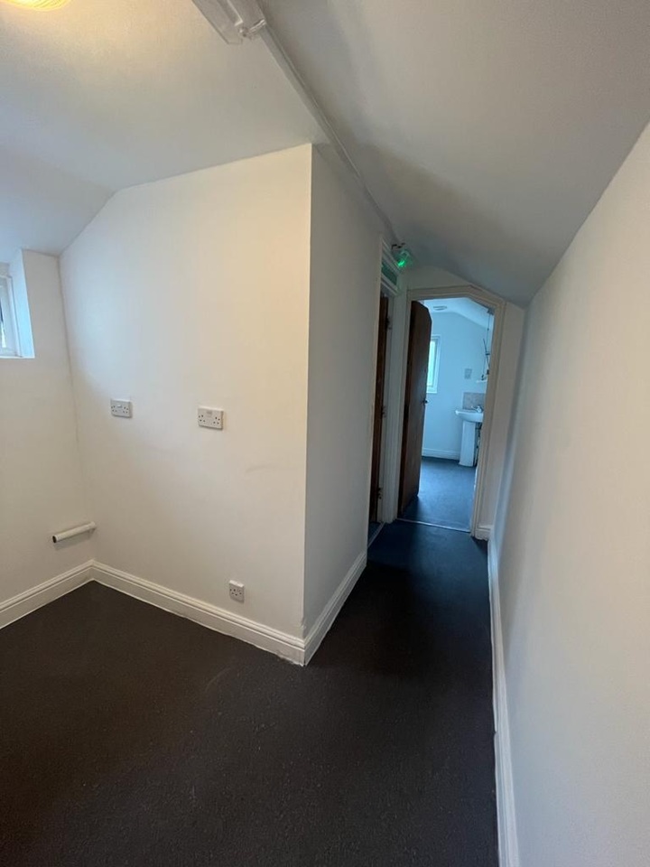 Additional image 9 of Room in a Shared House, Upper Gwydir Street, CB1, N1 7GU