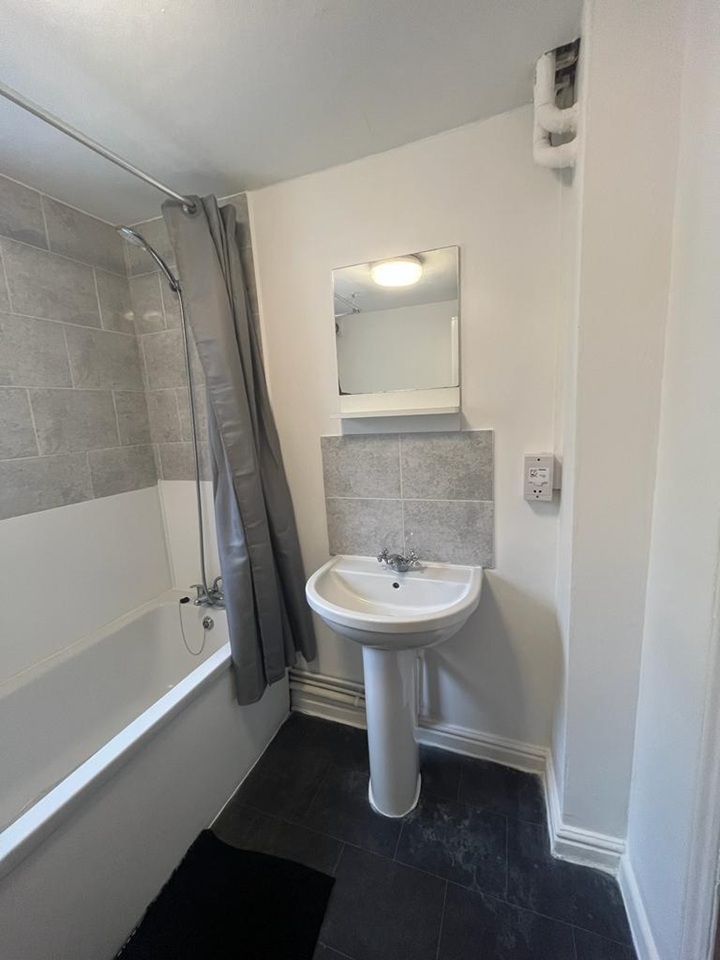 Additional image 13 of Room in a Shared House, Upper Gwydir Street, CB1, N1 7GU