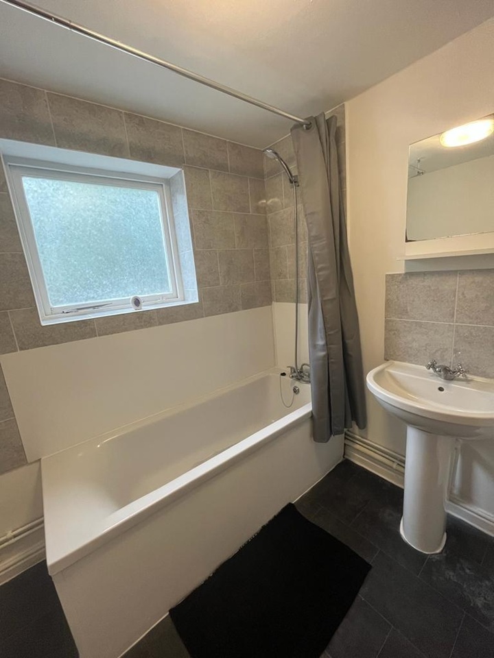 Additional image 14 of Room in a Shared House, Upper Gwydir Street, CB1, N1 7GU