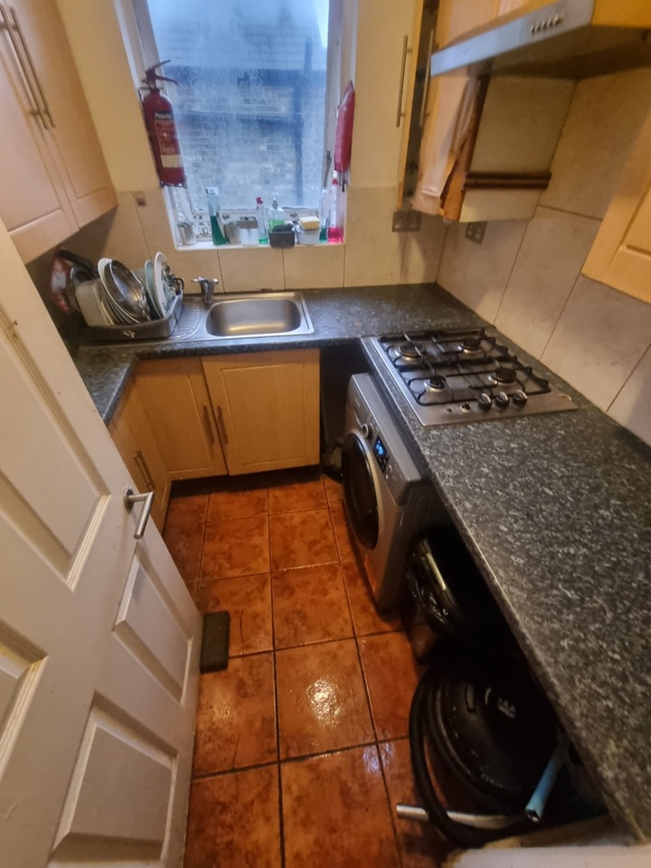 Additional image 5 of Room in a Shared Flat, Ross Street, CB1, N1 7GU