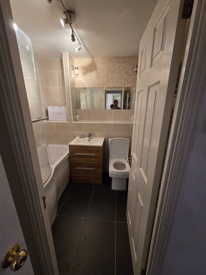 Additional image 6 of 2 Bed Flat, Burrhill Court, SE16, N1 7GU