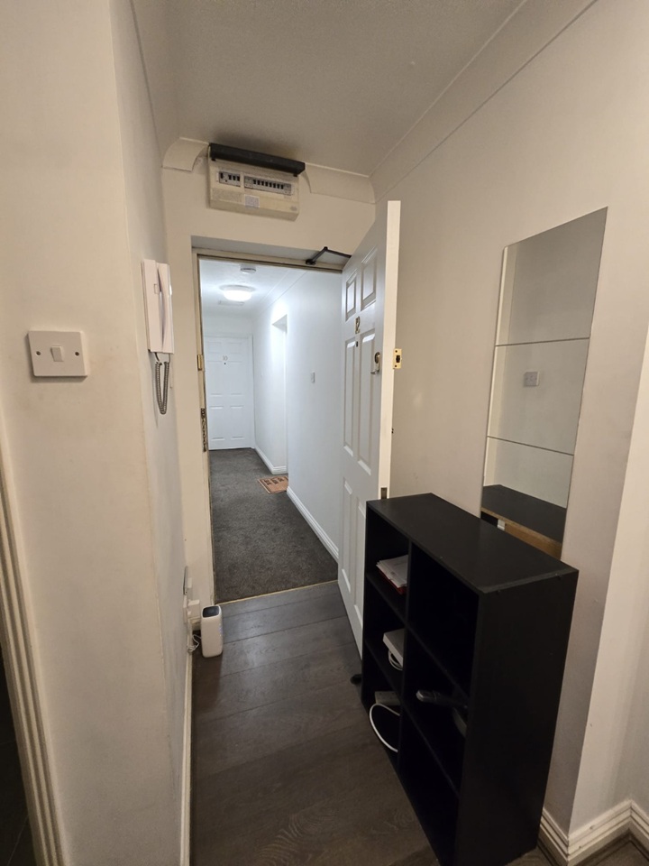 Additional image 9 of 2 Bed Flat, Burrhill Court, SE16, N1 7GU