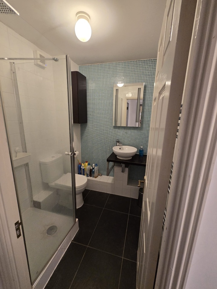 Additional image 8 of 2 Bed Flat, Burrhill Court, SE16, N1 7GU