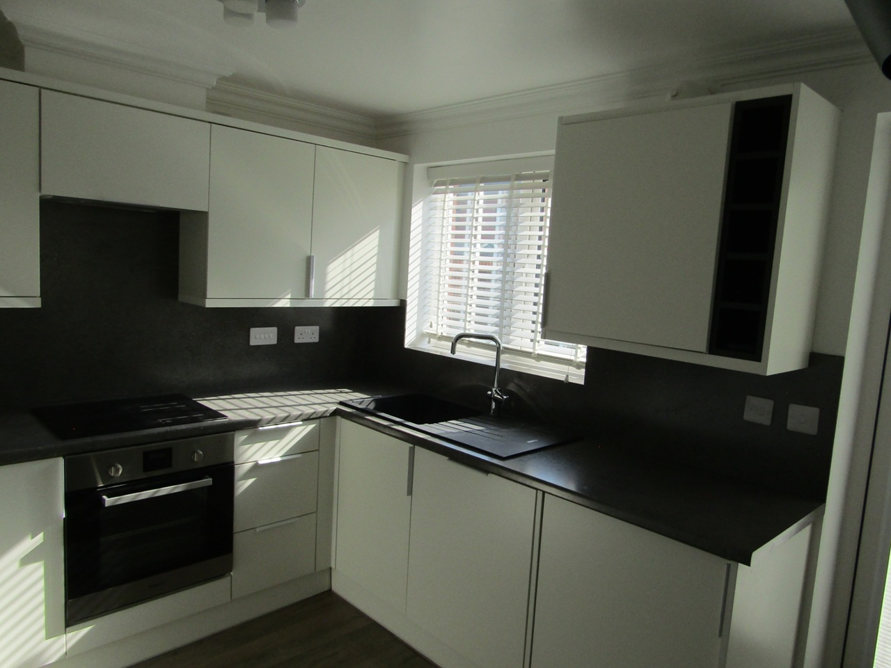 Salford - 2 Bed Semi-Detached House, Riverside Way, M6 - To Rent Now ...