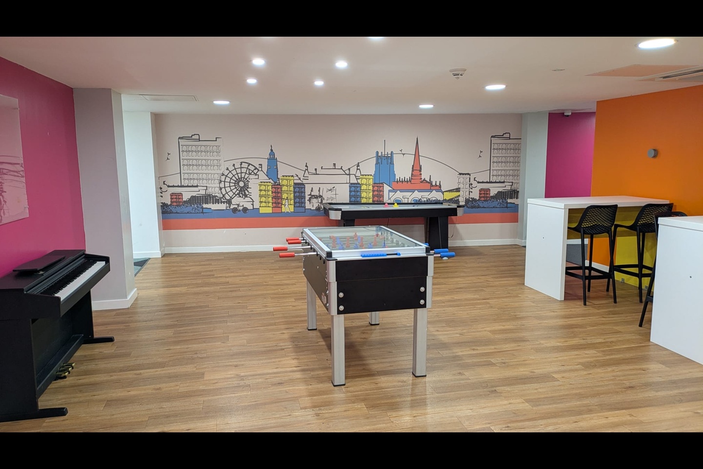 Additional image 10 of Studio Flat, Sovereign House, S1, N1 7GU