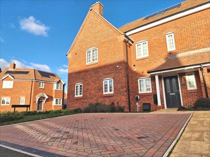3 Bed Semi-Detached House, Needlers Way, B62