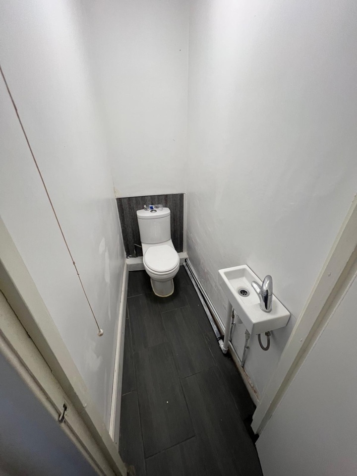 Additional image 9 of Room in a Shared House, London Road, DE1, N1 7GU