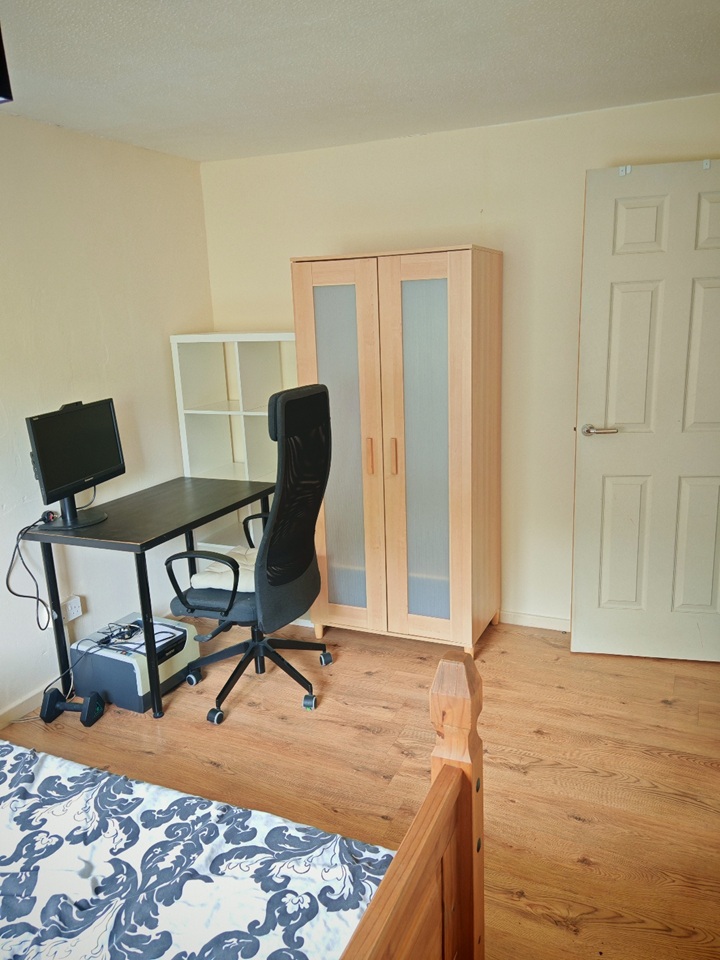 Room in a Shared House, Servia Drive, LS7 photo 5