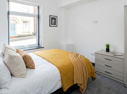 Room in a Shared House, Mayer St, ST1