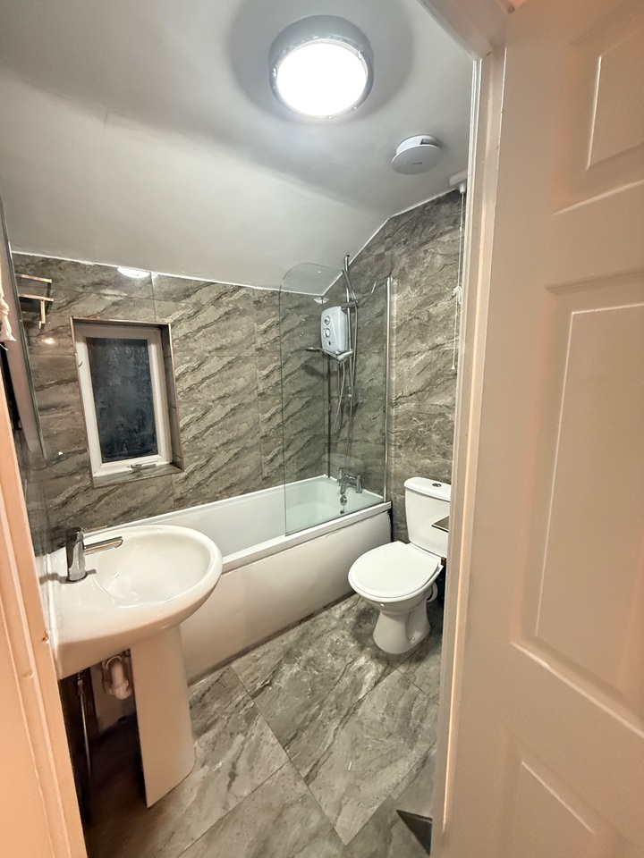 Additional image 10 of 3 Bed Semi-Detached House, Wulfstan Way, CB1, N1 7GU