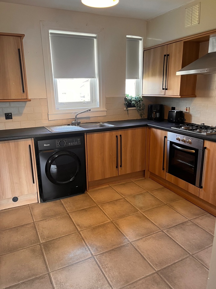 Additional image 4 of 2 Bed Flat, Dunrod St, G32, N1 7GU
