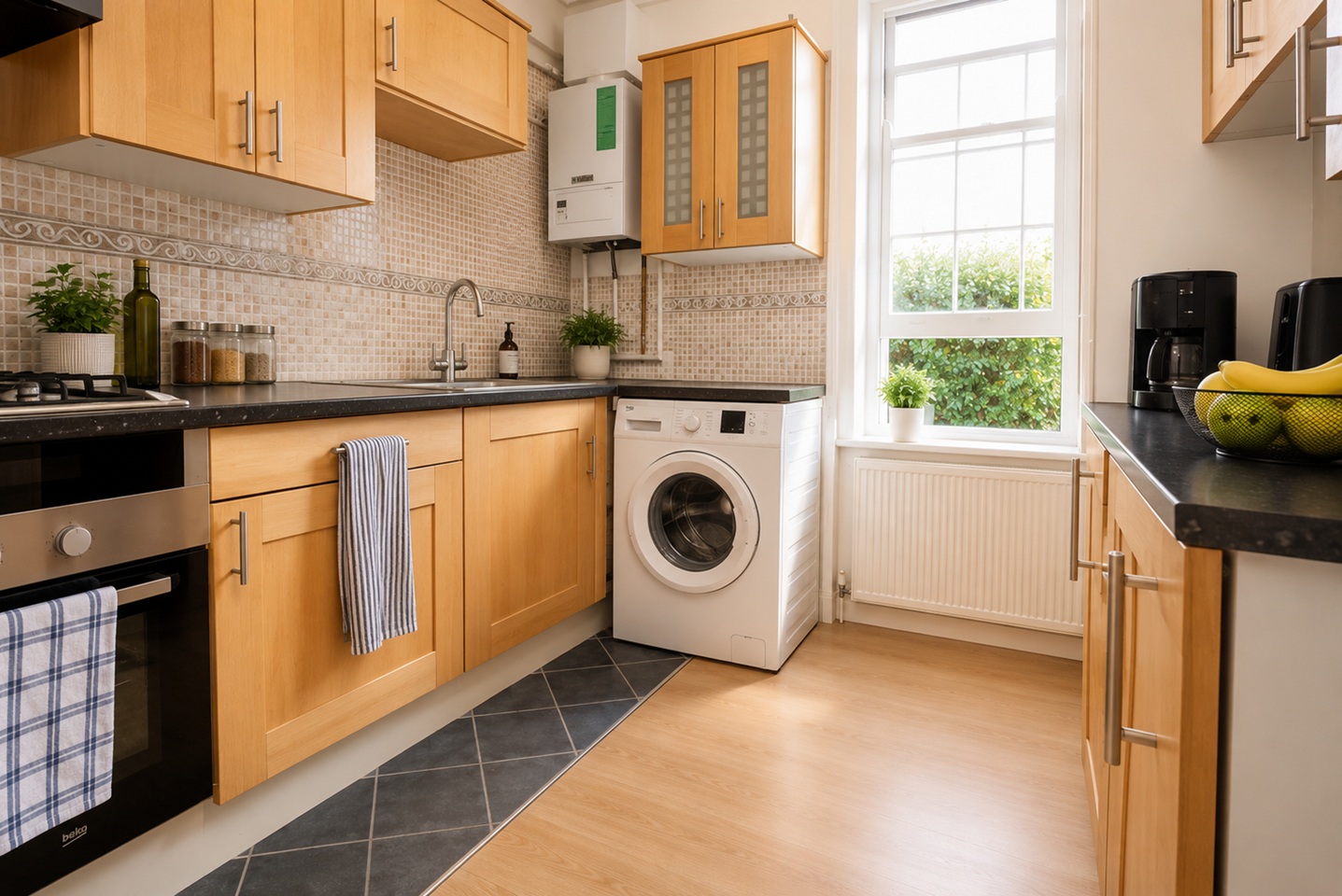 London - Room in a Shared Flat, Camden Road, NW1 - To Rent Now for £ ...