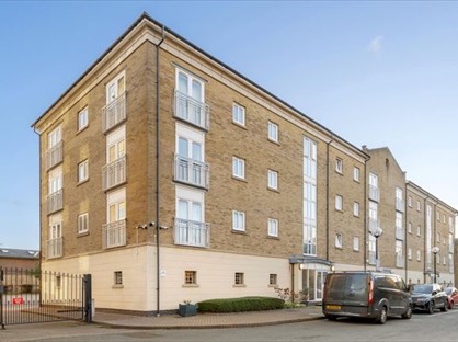 3 Bed Flat, Billson St, E14