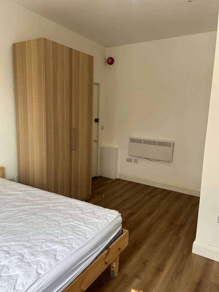 Additional image 5 of Studio Flat, Woodstock Road, OX2, N1 7GU