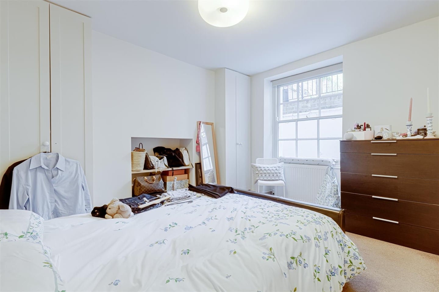 1 Bed Flat, Amwell St, EC1R photo 5