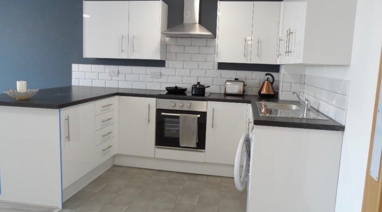 Additional image 2 of 3 Bed Flat, Fox St, L3, N1 7GU