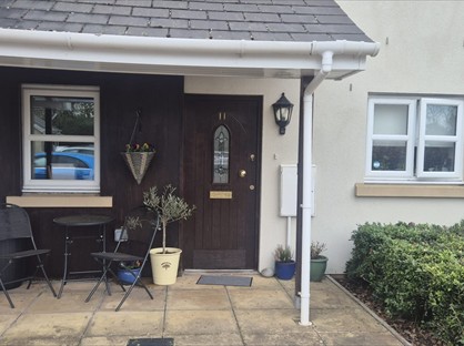 2 Bed Flat, Monmouth Road, NP25