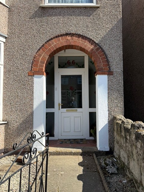 3 Bed End Terrace, Queensland Avenue, CV5, N1 7GU