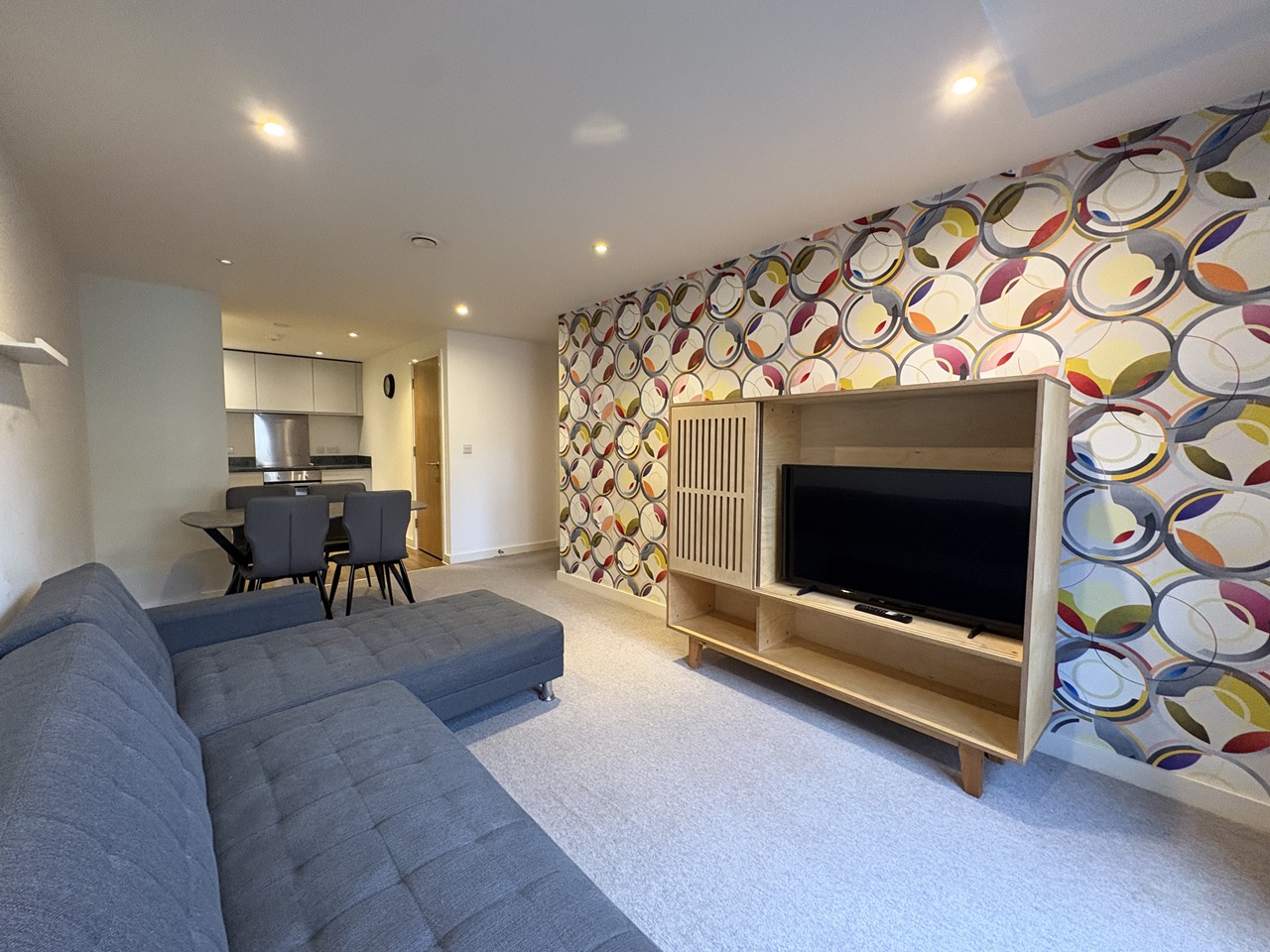 Additional image 4 of 2 Bed Penthouse, Lydia Ann St, L1, N1 7GU