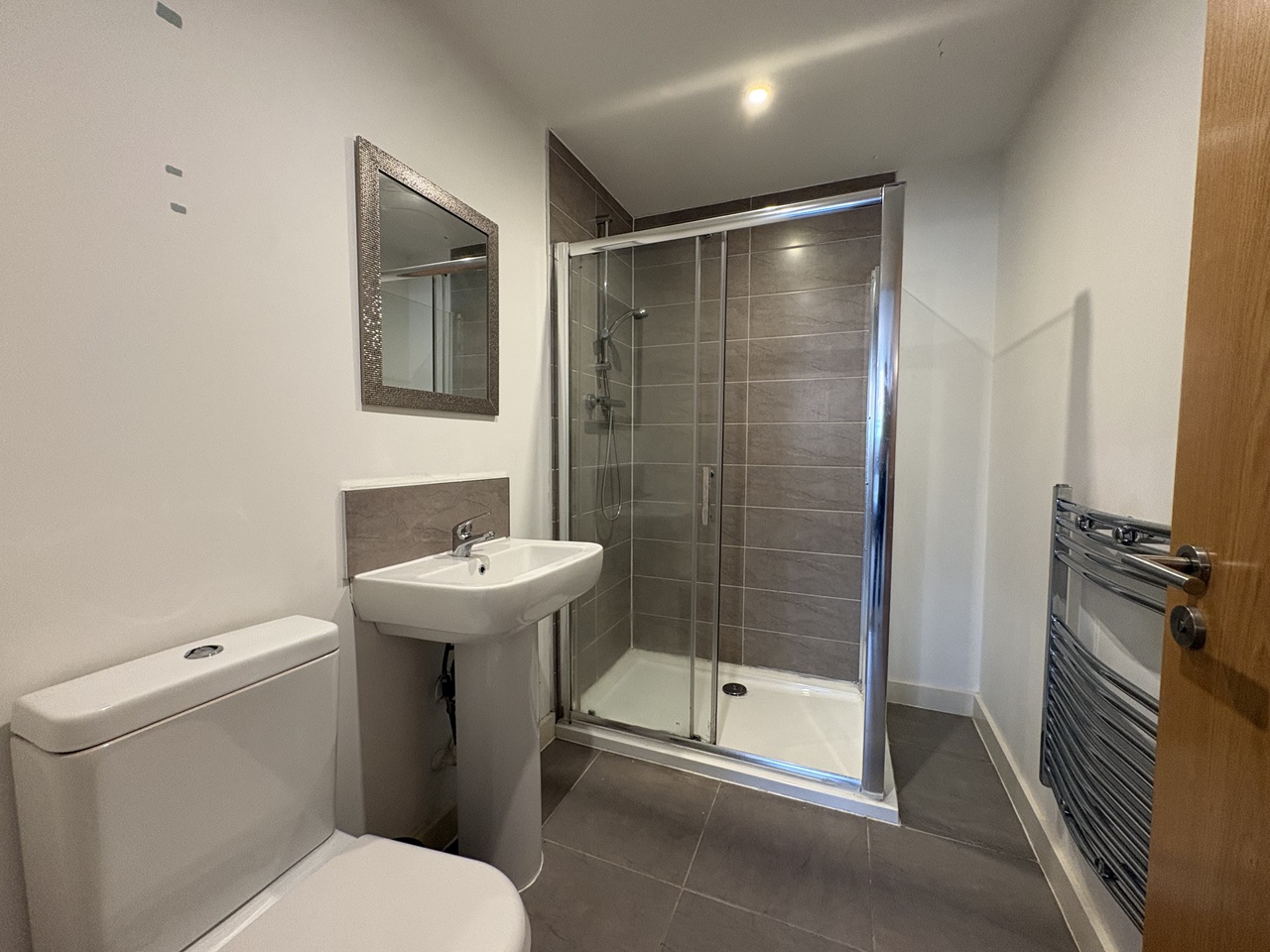 Additional image 9 of 2 Bed Penthouse, Lydia Ann St, L1, N1 7GU