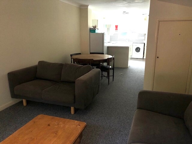 4 Bed End Terrace, Berkeley Close, SO15, N1 7GU