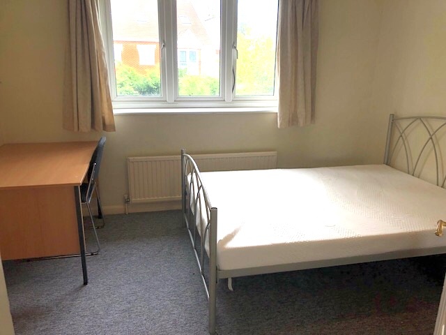 Additional image 6 of 4 Bed End Terrace, Berkeley Close, SO15, N1 7GU