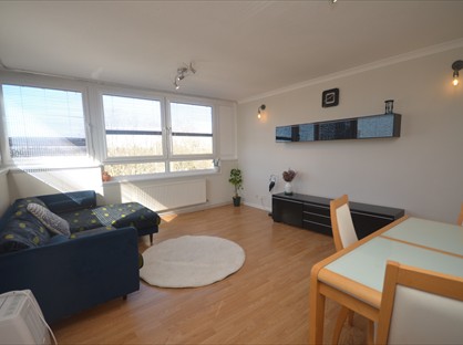 2 Bed Flat, Compton House, SW11